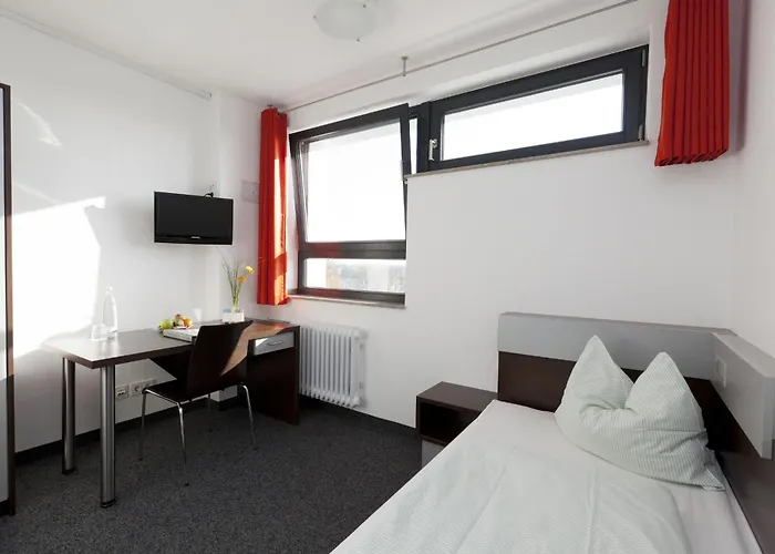 City-hostel Koeln-riehl Хостел *