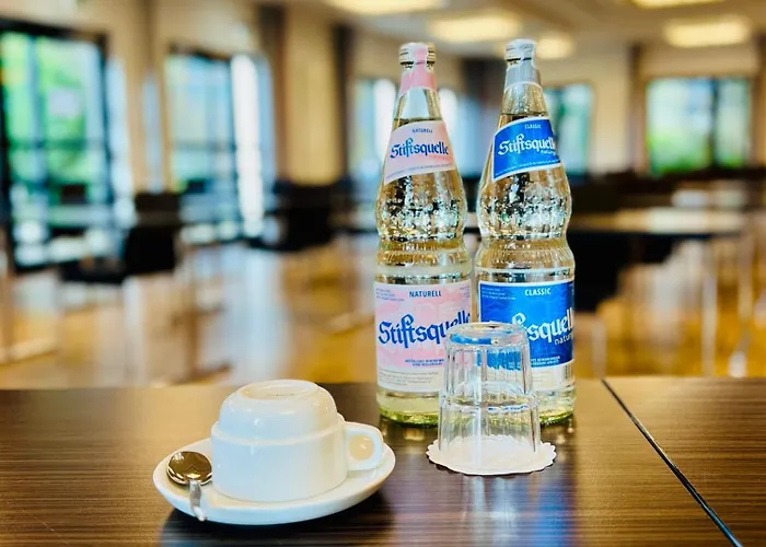 Vandrerhjem City-hostel Koeln-riehl *