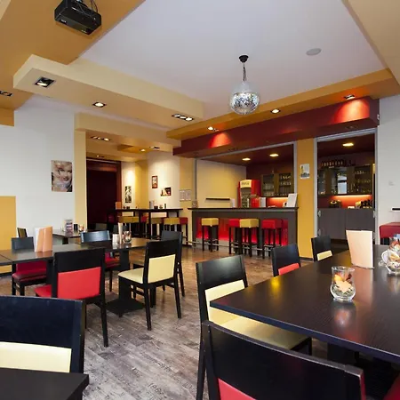 Vandrerhjem City-hostel Koeln-riehl Köln